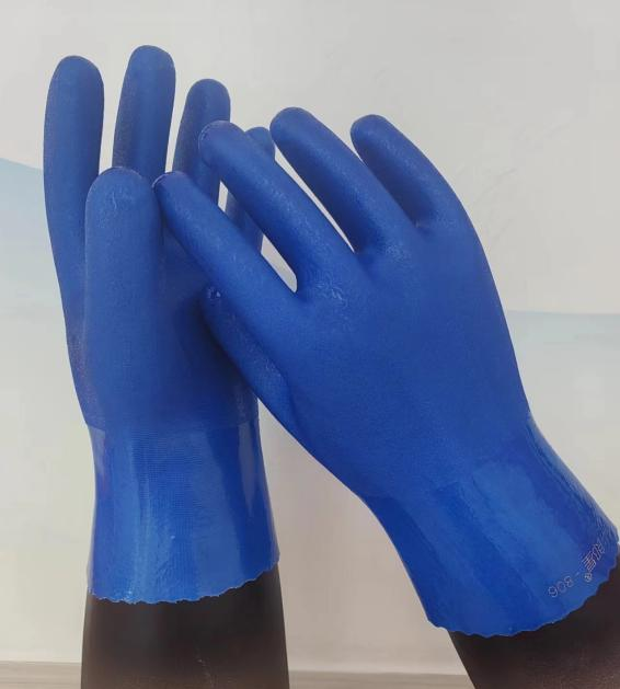 Синие нескользящие перчатки из ПВХ