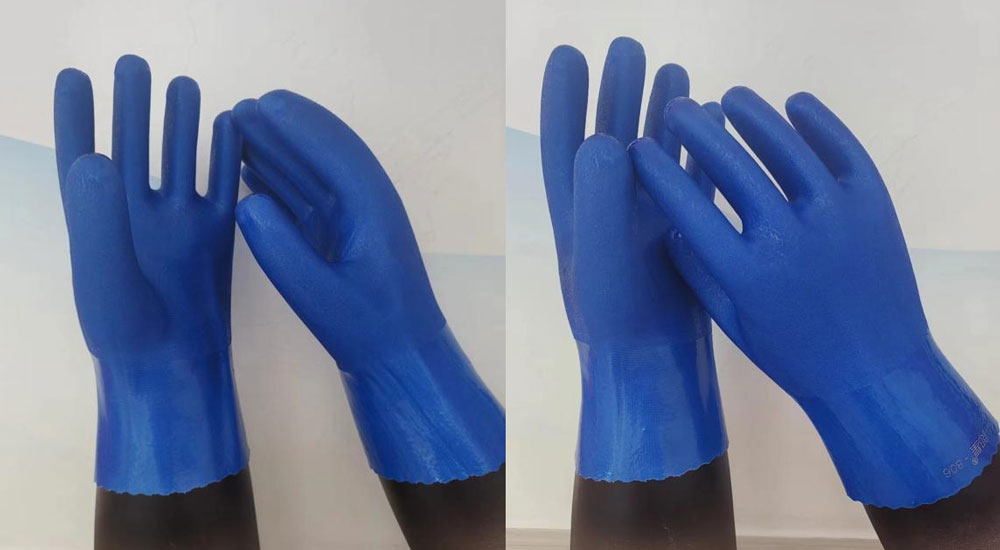 Синие нескользящие перчатки из ПВХ Синие нескользящие перчатки из ПВХ